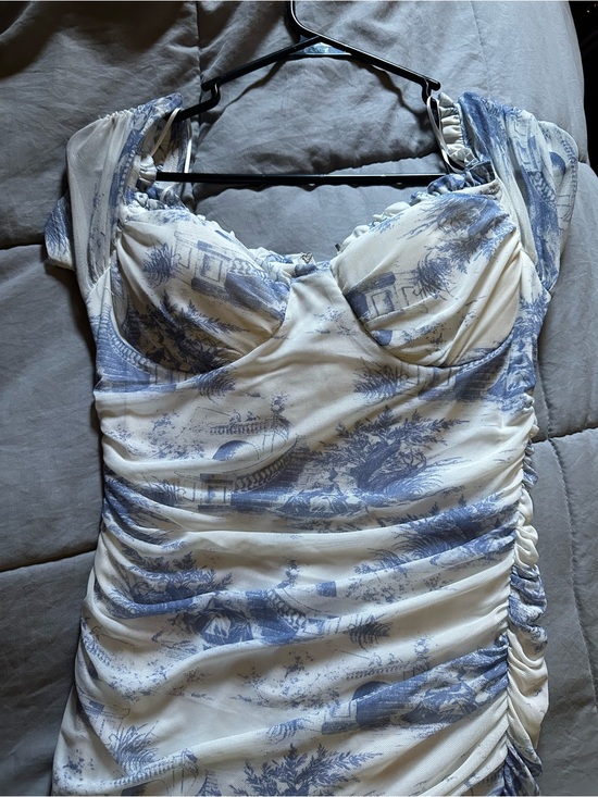 Dresses & Skirts - Blue Bodycon Dress